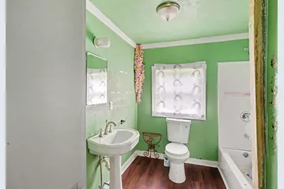 506 Woodard Avenue, Cleburne, TX 76033 - Photo 13
