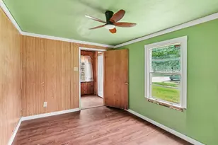 506 Woodard Ave, Cleburne, TX 76033 - Photo 11