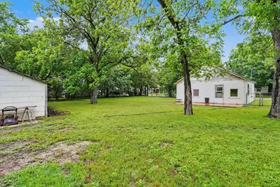 506 Woodard Avenue, Cleburne, TX 76033 - Photo 29