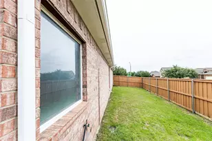 9901 Bend Ct, Fort Worth, TX 76177 - Photo 37