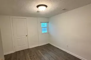 927 W Baker St, Denison, TX 75020 - Photo 7