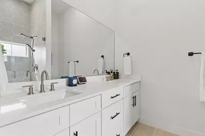 2611 Hondo Avenue #101, Dallas, TX 75219 - Photo 21