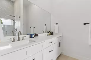 2611 Hondo Ave, Dallas, TX 75219 - Photo 21