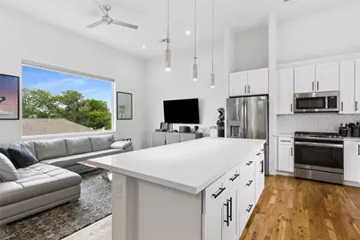 2611 Hondo Avenue #101, Dallas, TX 75219 - Photo 7