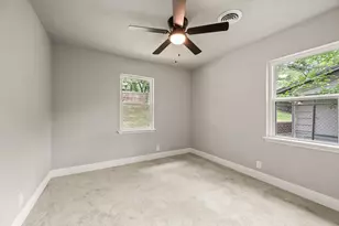 1307 Ravenwood Dr, Arlington, TX 76013 - Photo 21