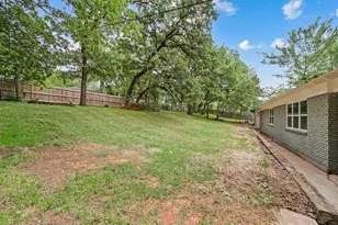 1307 Ravenwood Dr, Arlington, TX 76013 - Photo 23