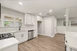 1307 Ravenwood Dr, Arlington, TX 76013 - Photo 15