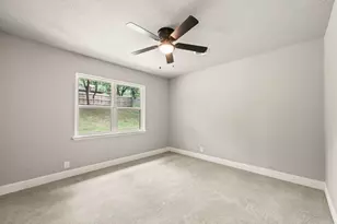1307 Ravenwood Dr, Arlington, TX 76013 - Photo 19