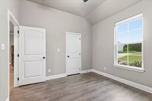2118 Christine Dr, Granbury, TX 76048 - Photo 29
