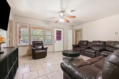 3404 Livingston Avenue, Fort Worth, TX 76110 - Photo 5