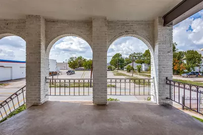2309 Wesley Street, Greenville, TX 75401 - Photo 3