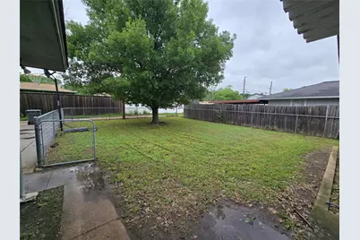 509 Arbor Lane, Lancaster, TX 75134 - Photo 21