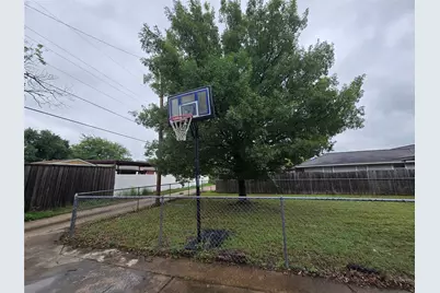 509 Arbor Lane, Lancaster, TX 75134 - Photo 23