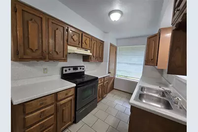 509 Arbor Lane, Lancaster, TX 75134 - Photo 11