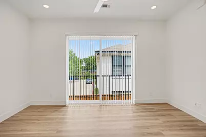 2217 N Fitzhugh Avenue #206, Dallas, TX 75204 - Photo 15