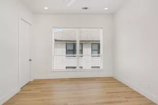 2217 N Fitzhugh Ave, Dallas, TX 75204 - Photo 23