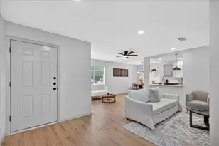 2507 Foxcroft Cir, Denton, TX 76209 - Photo 3