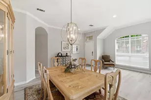437 Crestview Point Dr, Lewisville, TX 75067 - Photo 5