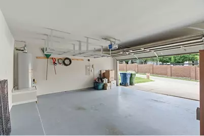 437 Crestview Point Drive, Lewisville, TX 75067 - Photo 27