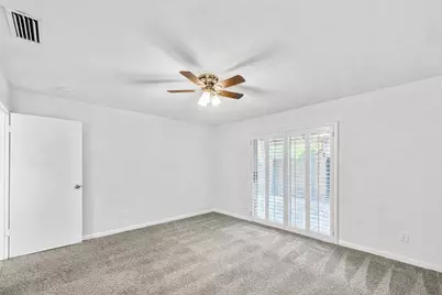 5522 Willow Circle, Fort Worth, TX 76112 - Photo 5