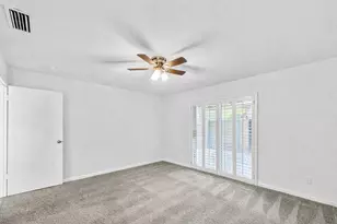 5522 Willow Cir, Fort Worth, TX 76112 - Photo 5