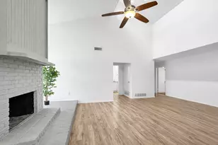 5522 Willow Cir, Fort Worth, TX 76112 - Photo 7