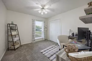 3916 Spring Hollow Dr, Carrollton, TX 75007 - Photo 23
