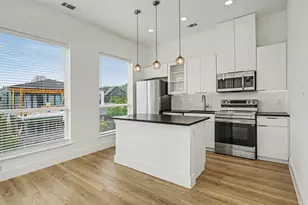 2217 N Fitzhugh Ave, Dallas, TX 75204 - Photo 15