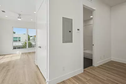 2217 N Fitzhugh Avenue #205, Dallas, TX 75204 - Photo 13