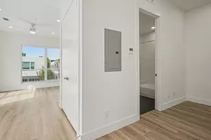 2217 N Fitzhugh Ave, Dallas, TX 75204 - Photo 13