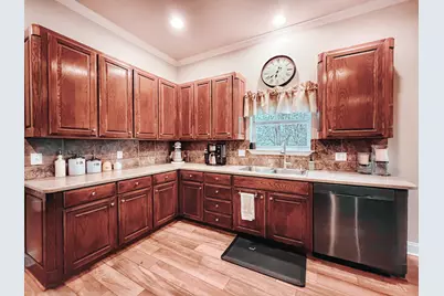 1504 Wade Street, Corsicana, TX 75110 - Photo 13
