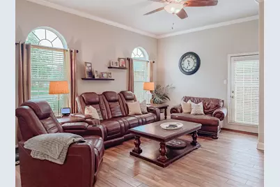1504 Wade Street, Corsicana, TX 75110 - Photo 3