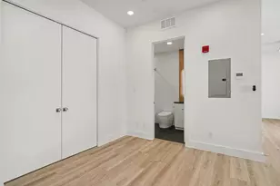 2217 N Fitzhugh Ave, Dallas, TX 75204 - Photo 23