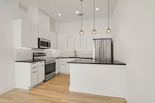 2217 N Fitzhugh Ave, Dallas, TX 75204 - Photo 17