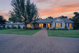 1901 Rose Pt, Athens, TX 75752 - Photo 1