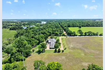 1901 Rose Point, Athens, TX 75752 - Photo 37