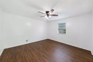2717 Wesleyan Dr, Irving, TX 75062 - Photo 25