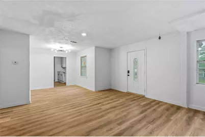 3455 Kellogg Avenue, Dallas, TX 75216 - Photo 9