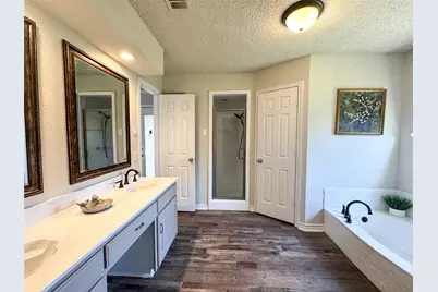 418 Whispering Hills Drive, Duncanville, TX 75137 - Photo 19