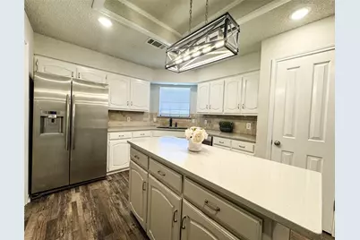 418 Whispering Hills Drive, Duncanville, TX 75137 - Photo 15