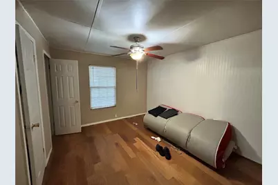 2132 N Sylvania Avenue, Fort Worth, TX 76111 - Photo 11