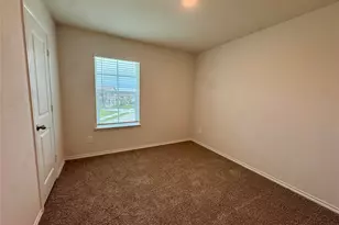 3917 Oakcrest Ln, Princeton, TX 75407 - Photo 17