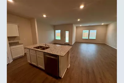 3917 Oakcrest Lane, Princeton, TX 75407 - Photo 3