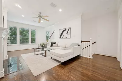 2492 Worthington Street, Dallas, TX 75204 - Photo 3