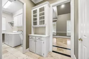 6825 Oak Park Ln, Plano, TX 75023 - Photo 17