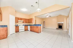 1019 Balkan Dr, Lancaster, TX 75134 - Photo 9