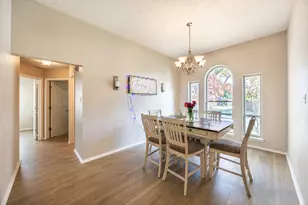 2075 Sunset Ln, Lewisville, TX 75067 - Photo 5
