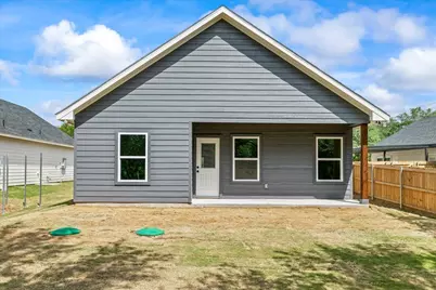 805 Arrowhead Court, Granbury, TX 76048 - Photo 25