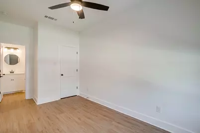 2345 Benbrook Drive, Fort Worth, TX 76110 - Photo 5