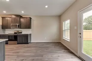 265 Honeysuckle Ln, Princeton, TX 75407 - Photo 3